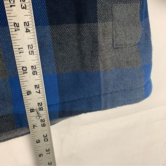 Duluth Trading Co mens medium Blue Gray plaid Button Down Shirt jacket heavy - Picture 11 of 12